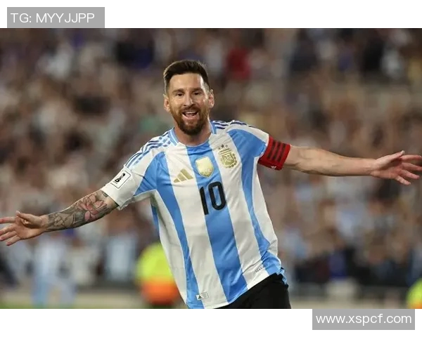 足球明星独特魅力展现断眉毛造型引发球迷热议与关注